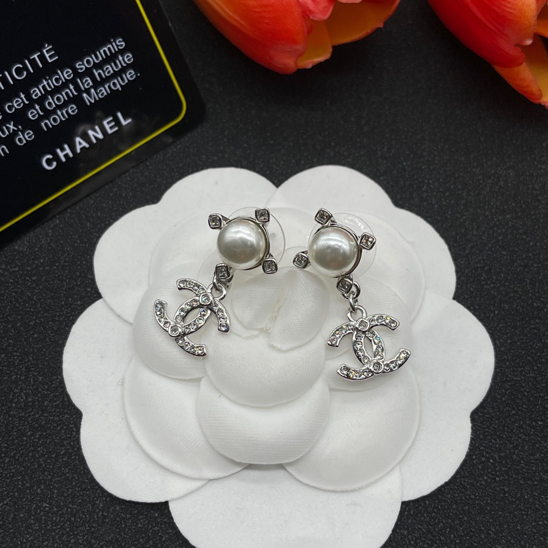 Chanel style earrings - product photo 1