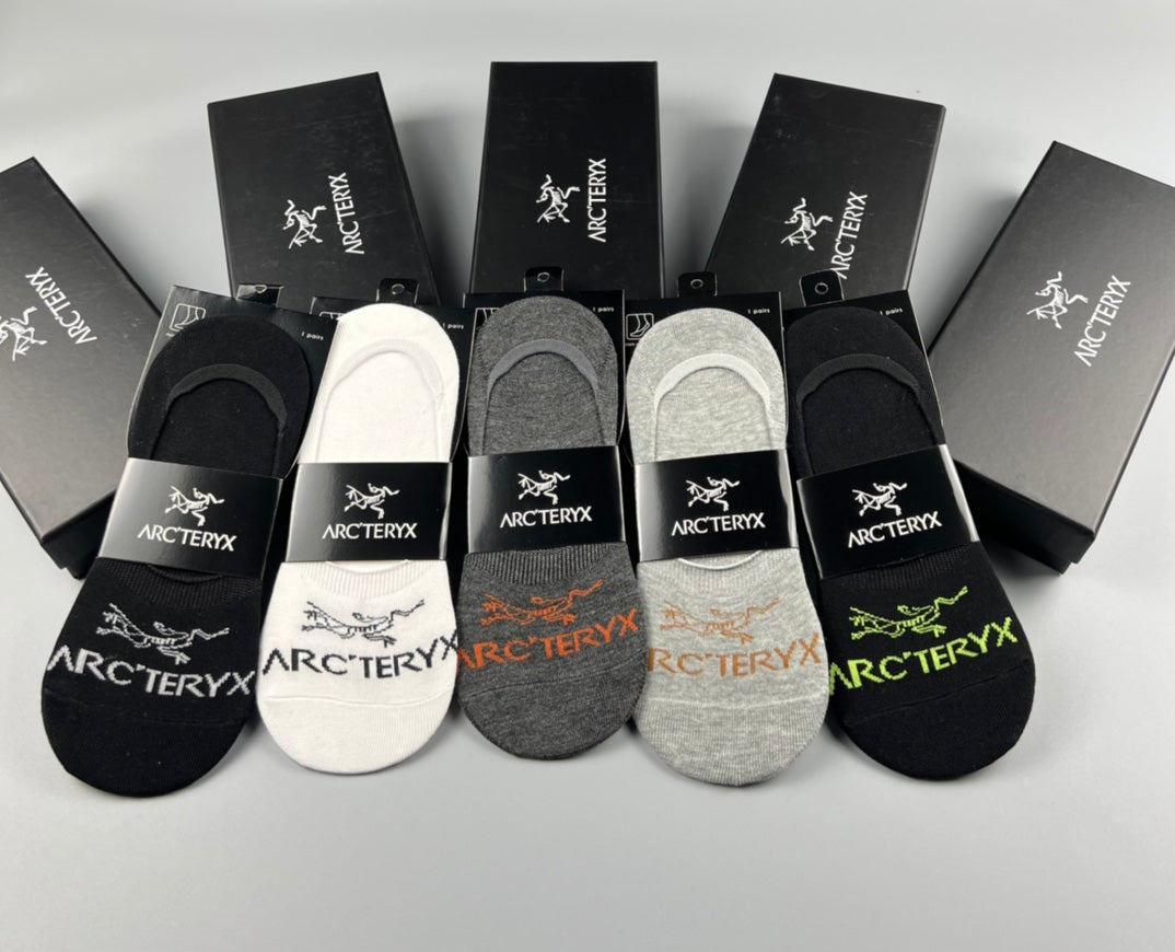 Arc'teryx Neutral Packaged Small Foot Text No-Show Socks, image 7