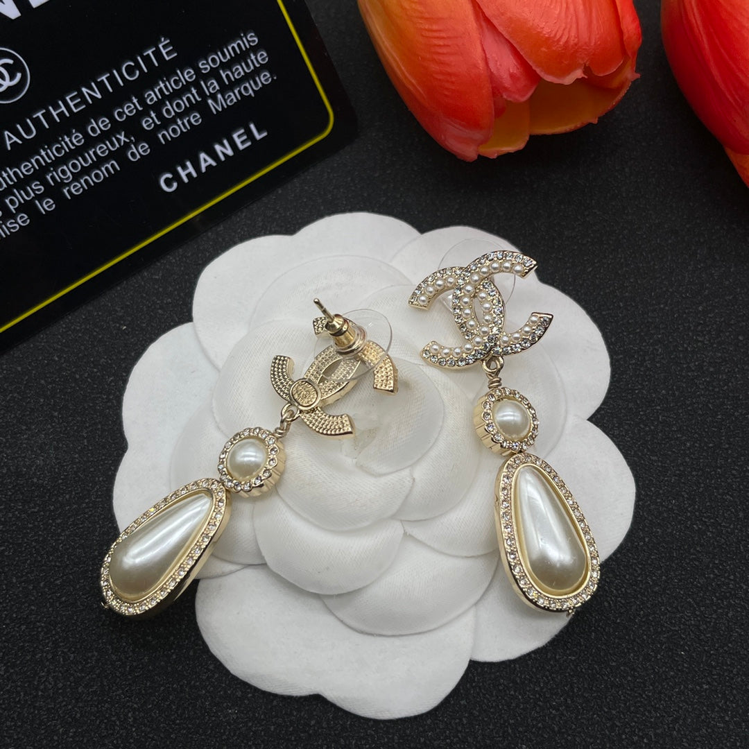 Chanel style earrings - product photo 4