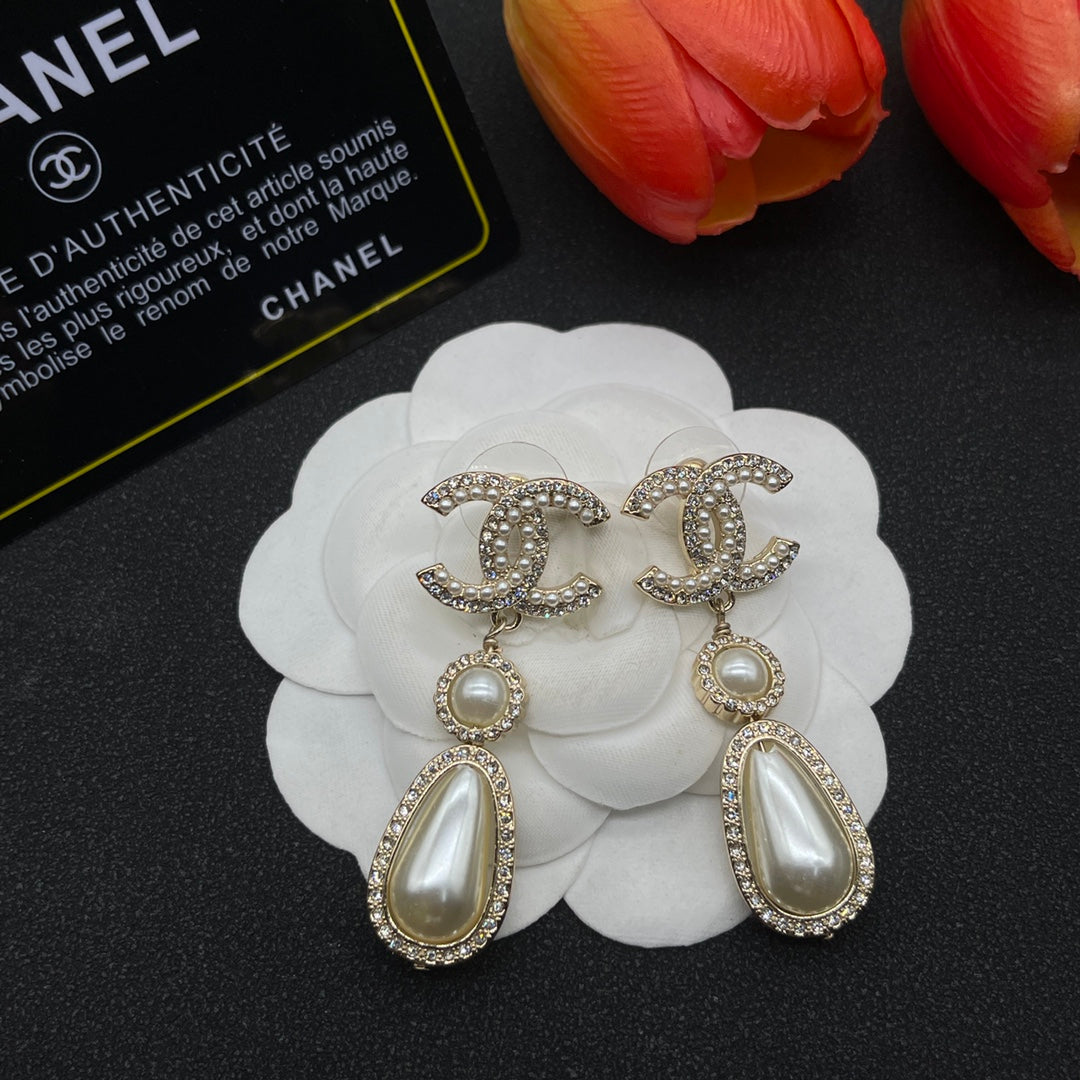 Chanel style earrings - product photo 1