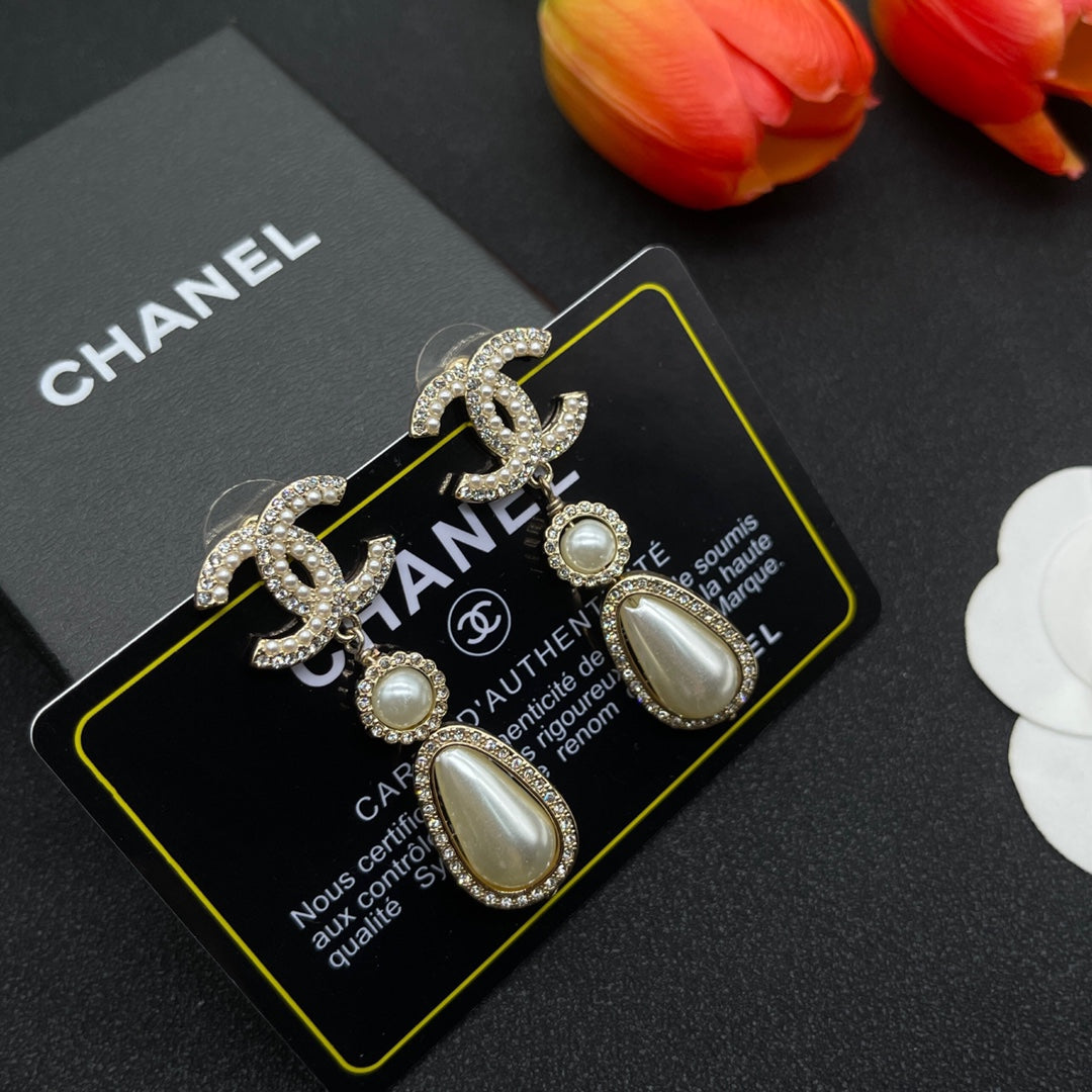 Chanel style earrings - product photo 6