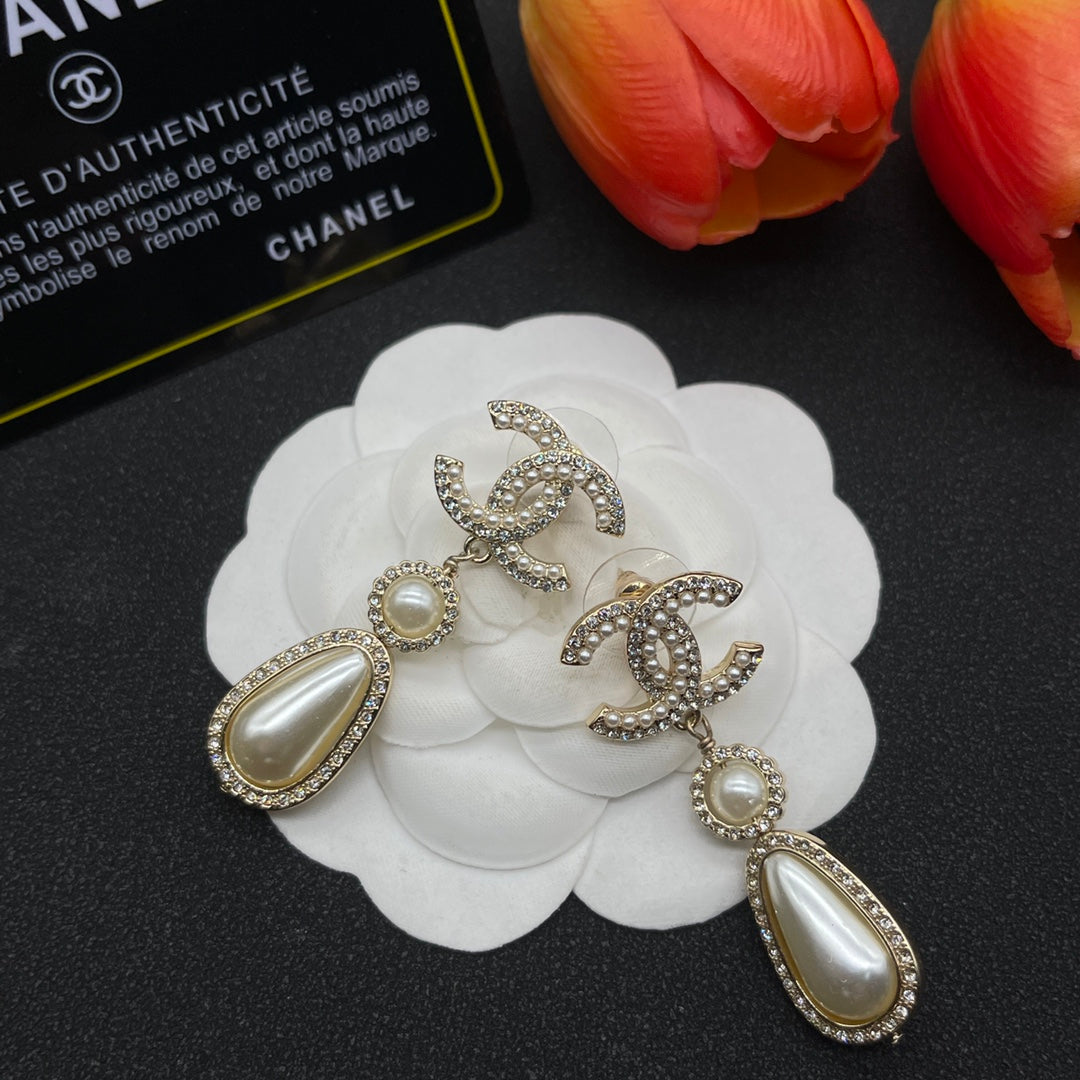 Chanel style earrings - product photo 2