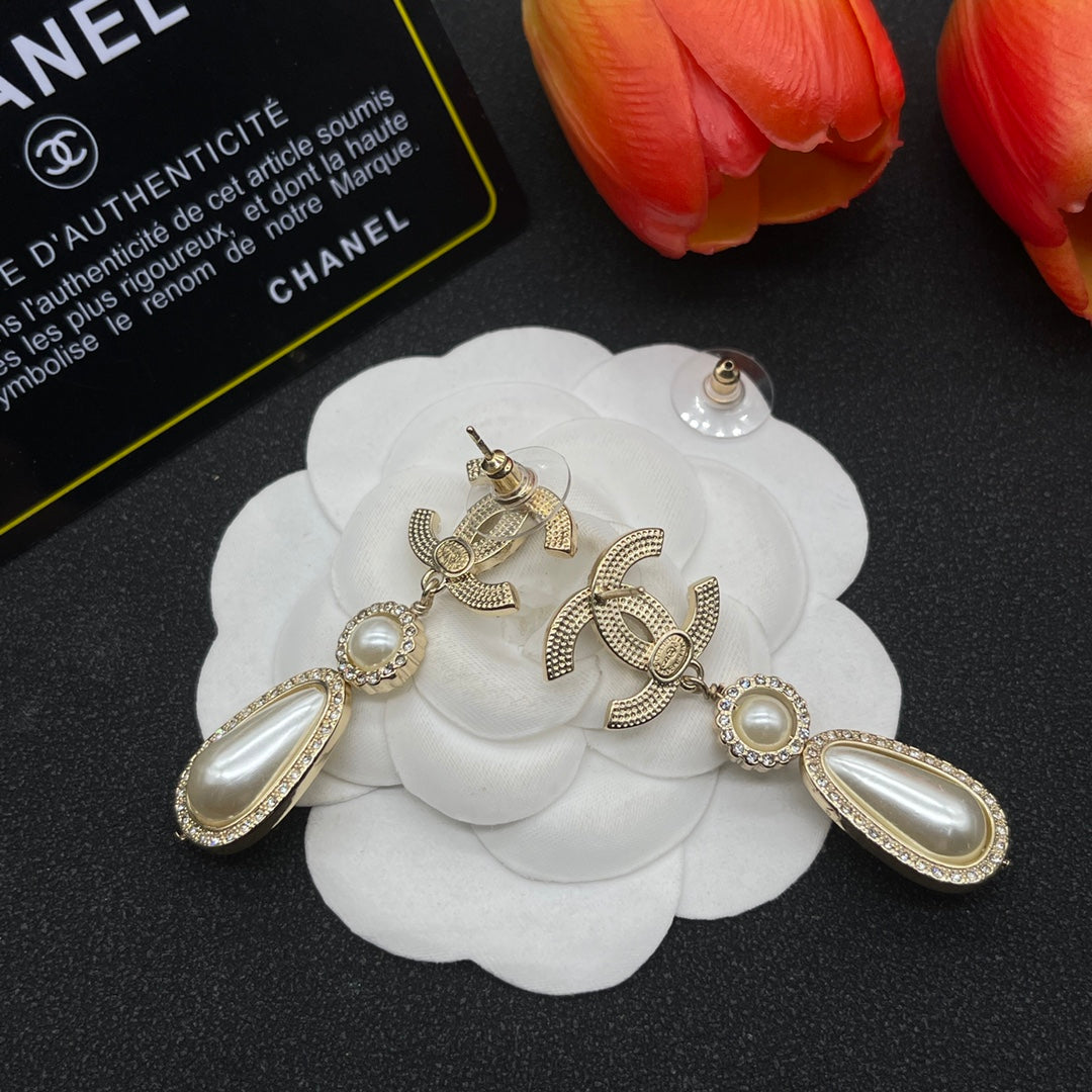 Chanel style earrings - product photo 5
