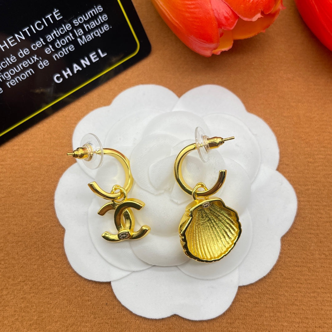 Chanel style earrings - product photo 6