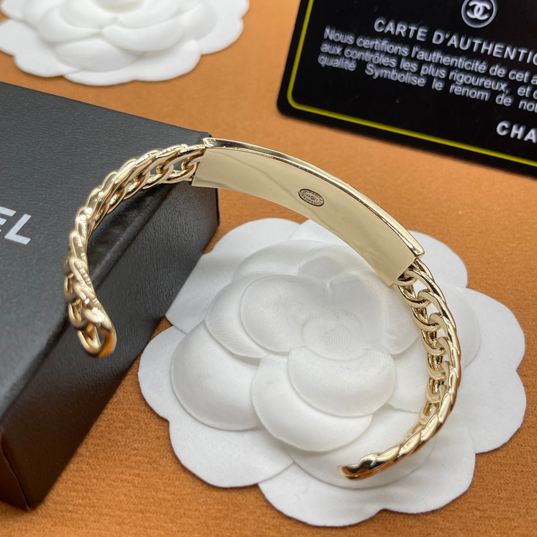 Chanel style bracelets - product photo 6