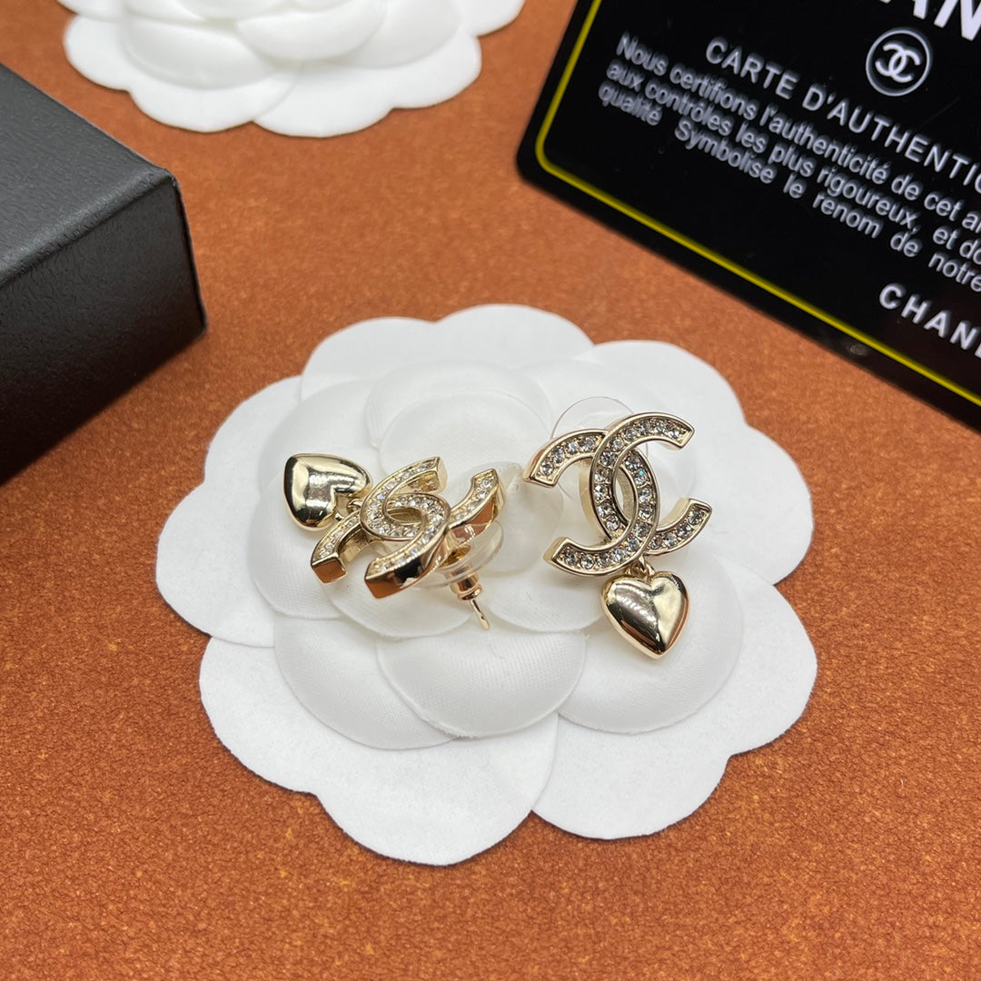 Chanel style earrings - product photo 3