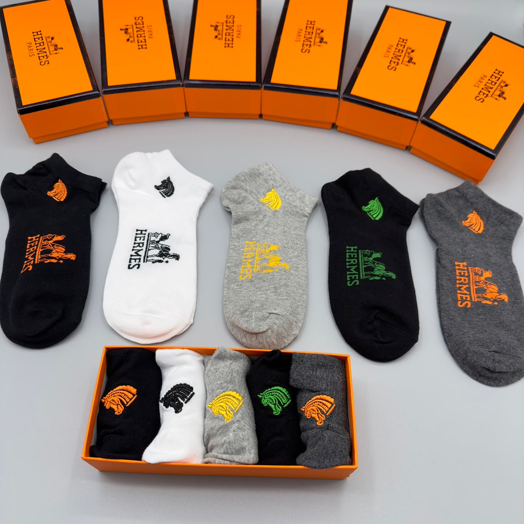 Hermès Black White Grey Large H Motif No-Show Socks, image 1