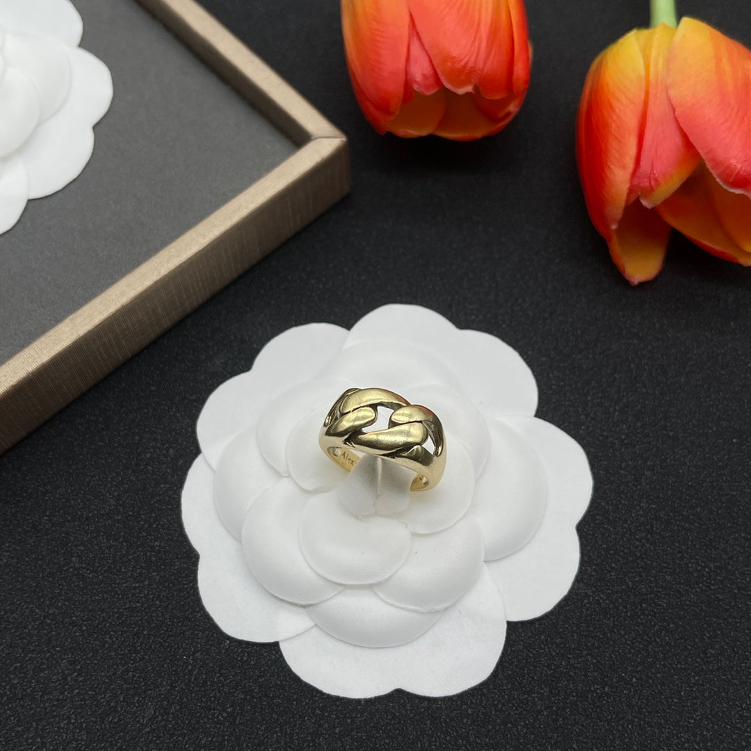 Alexander McQueen Sculpted Knot Signet ring in Gold Tone, main view
