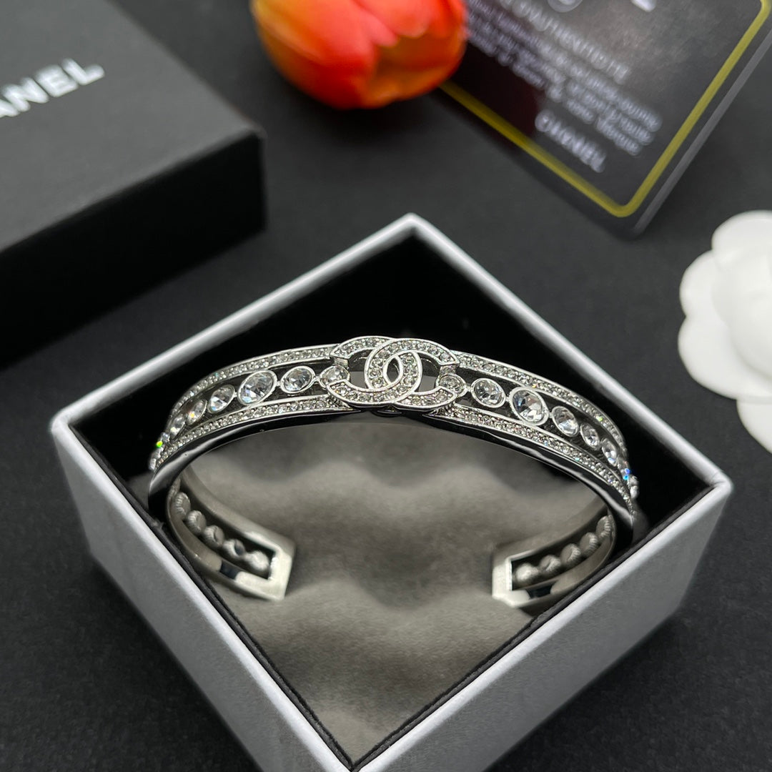 Chanel style bracelets - product photo 3