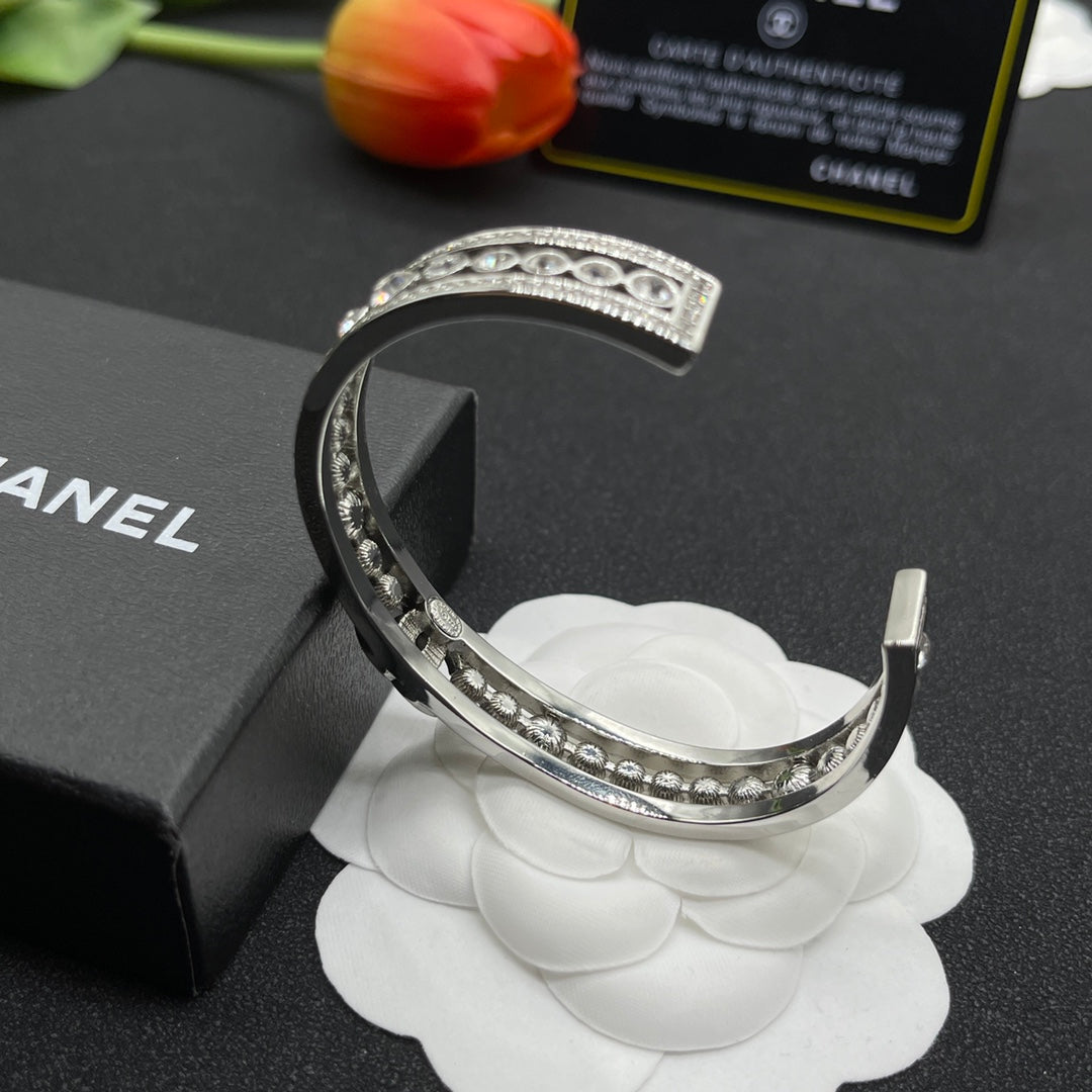 Chanel style bracelets - product photo 5