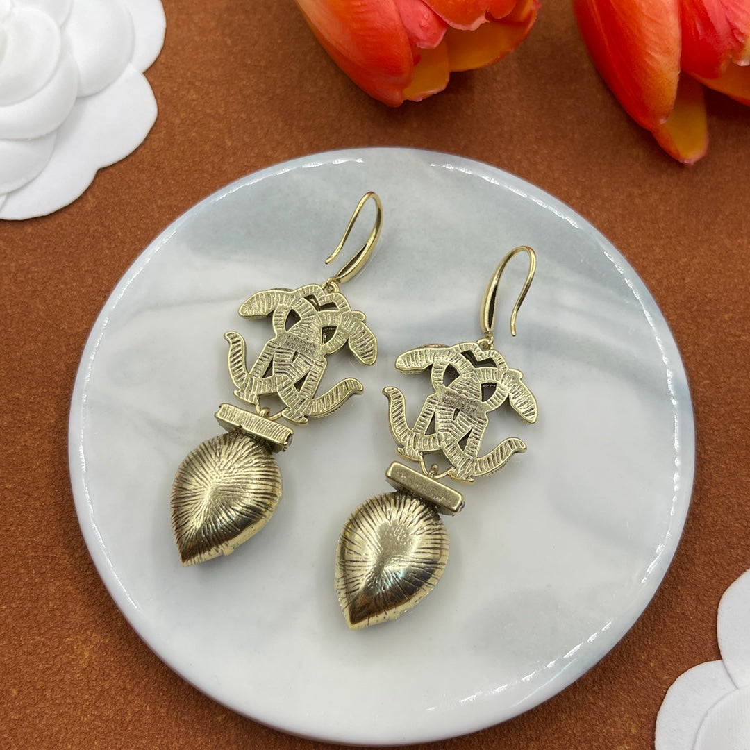 Alexander McQueen Insect Teardrop Crystal earrings in Silver & Green Accent, detail view 27