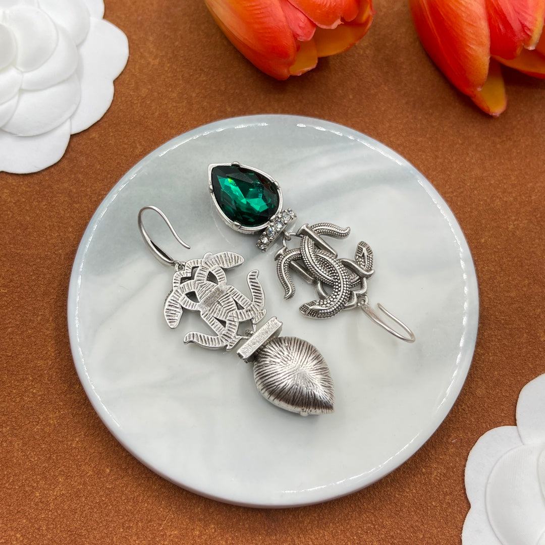 Alexander McQueen Insect Teardrop Crystal earrings in Silver & Green, detail view 5