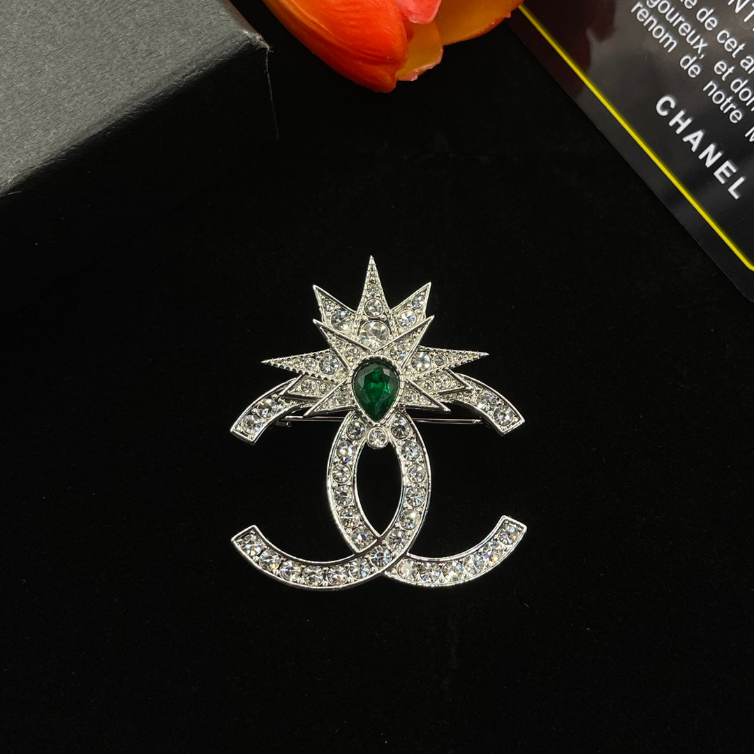 Chanel style brooches - product photo 1