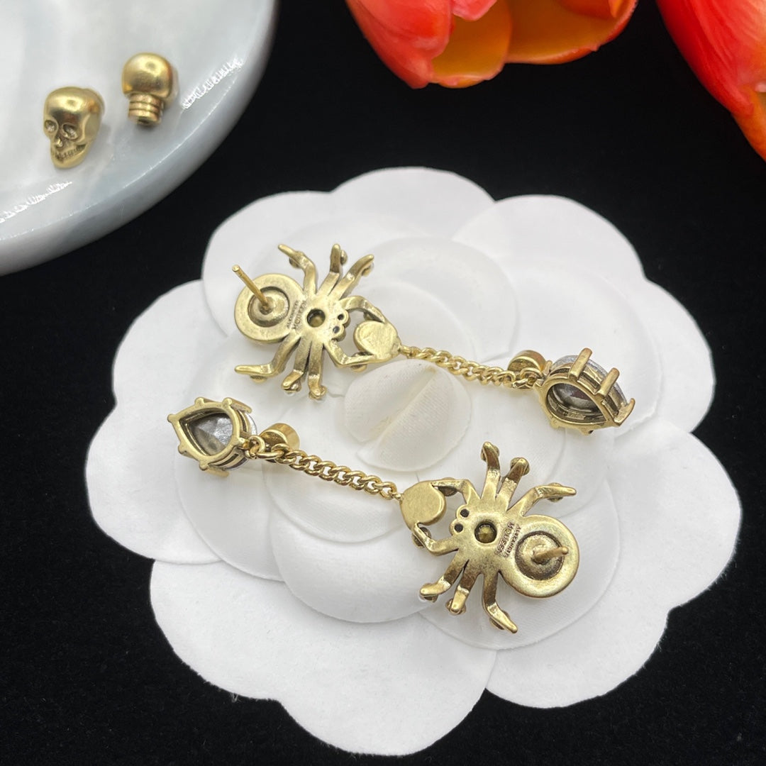Alexander McQueen Bee Crystal Drop earrings in Gold Tone, detail view 13