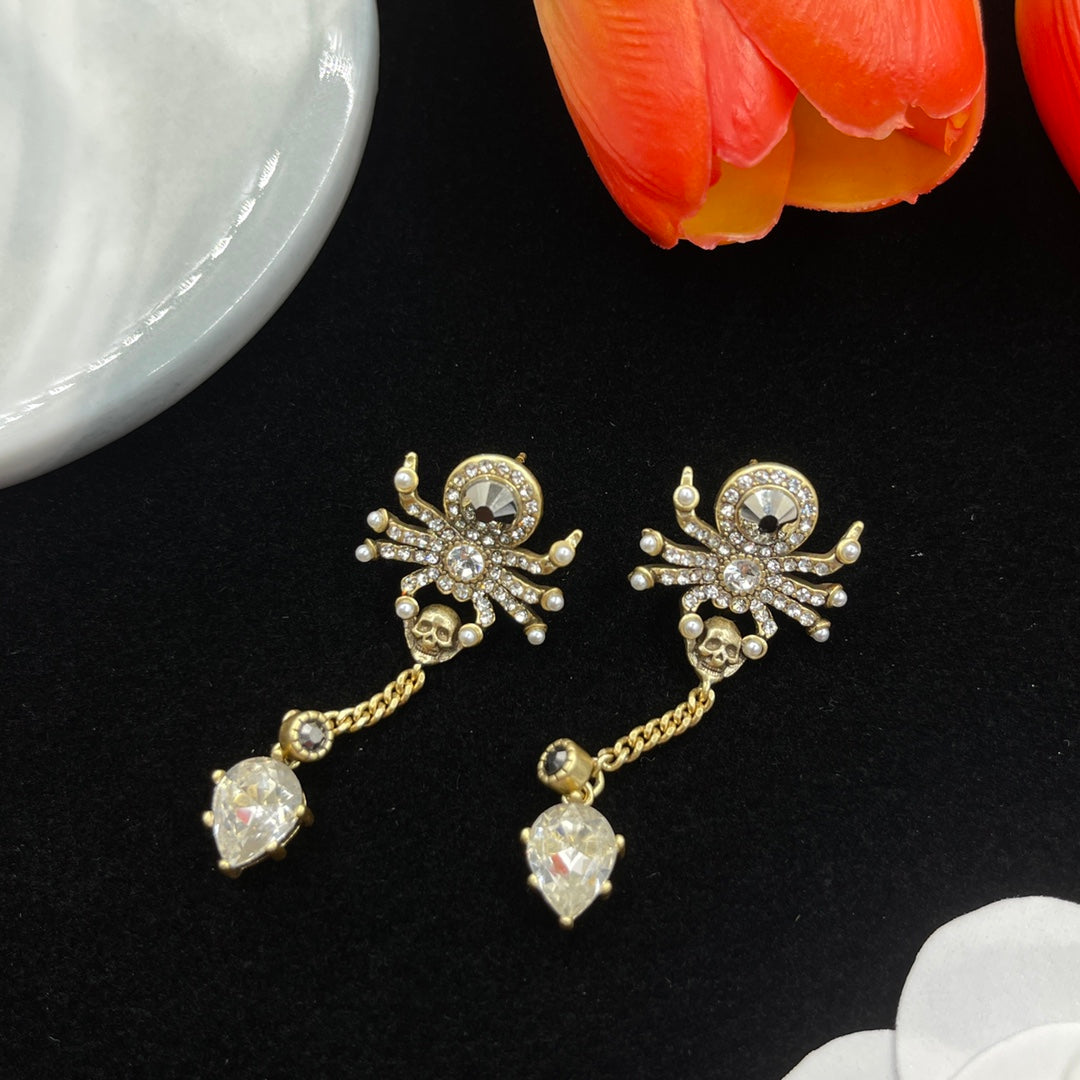 Alexander McQueen Bee Crystal Drop earrings in Gold Tone, detail view 10