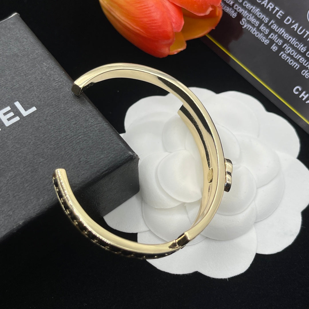 Chanel style bracelets - product photo 5