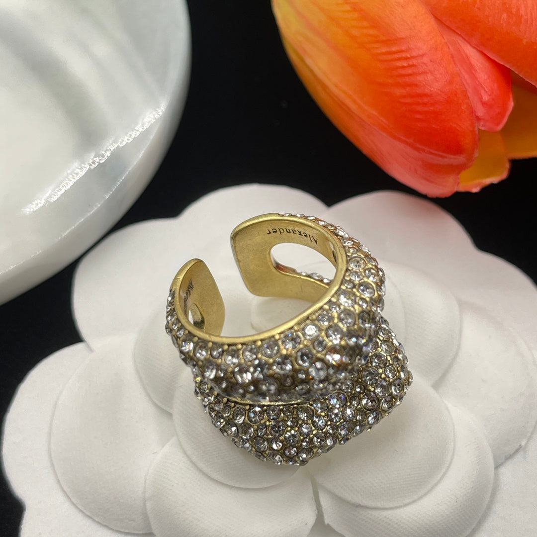 Alexander McQueen Pavé Sculpted Knot ring in Gold Tone, detail view 13