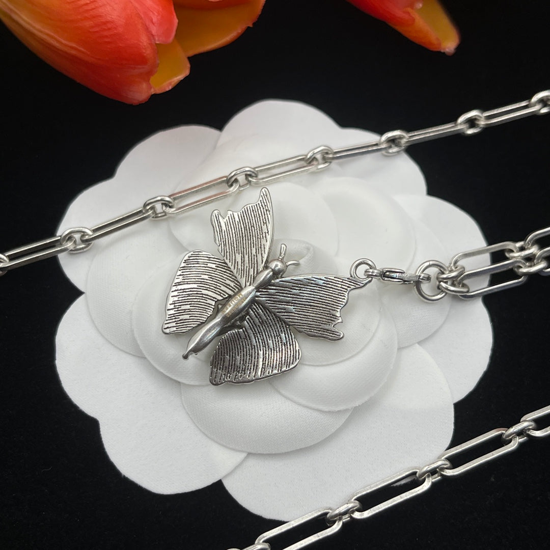 Alexander McQueen Butterfly Charm Chain necklace in Silver Tone, detail view 13
