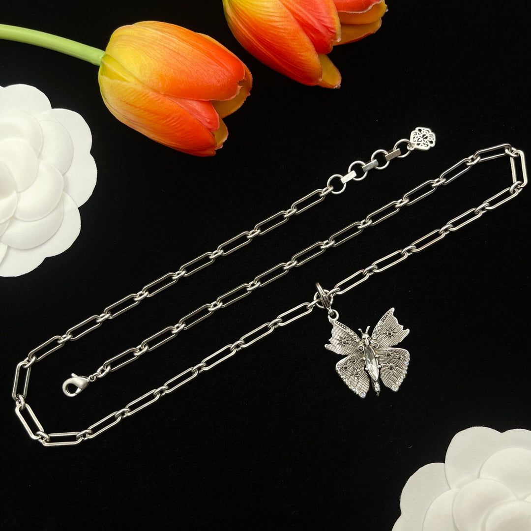 Alexander McQueen Butterfly Charm Chain necklace in Silver Tone, detail view 12