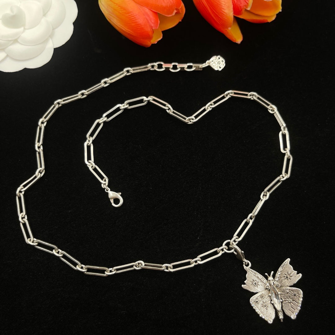 Alexander McQueen Butterfly Charm Chain necklace in Silver Tone, detail view 11