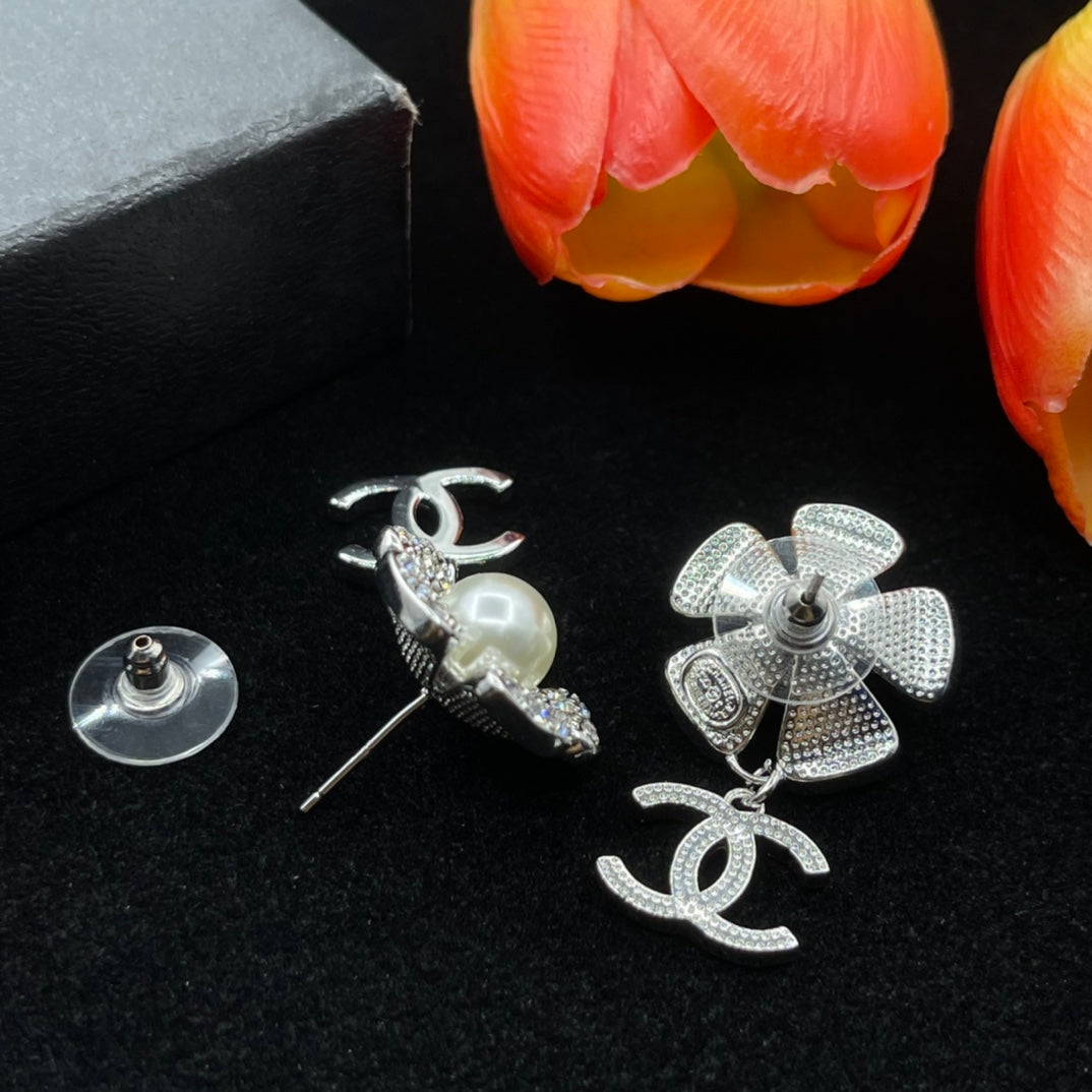 Chanel style earrings - product photo 5