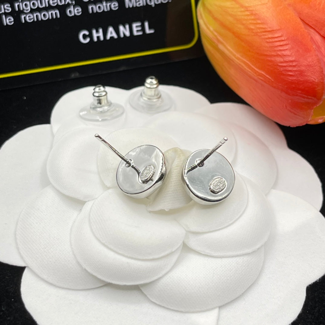 Chanel style earrings - product photo 6