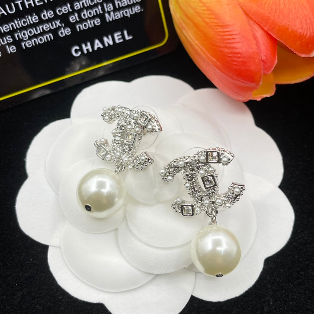 Chanel style earrings - product photo 1