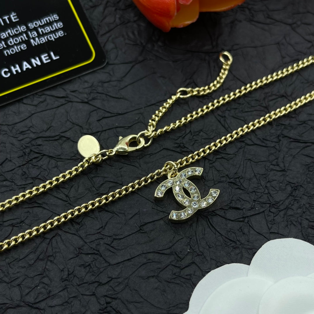 Chanel style necklaces - product photo 3