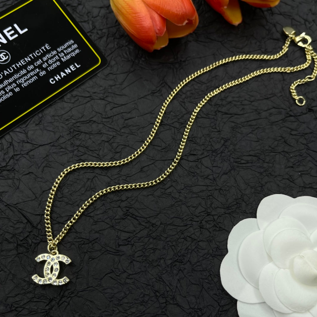 Chanel style necklaces - product photo 4