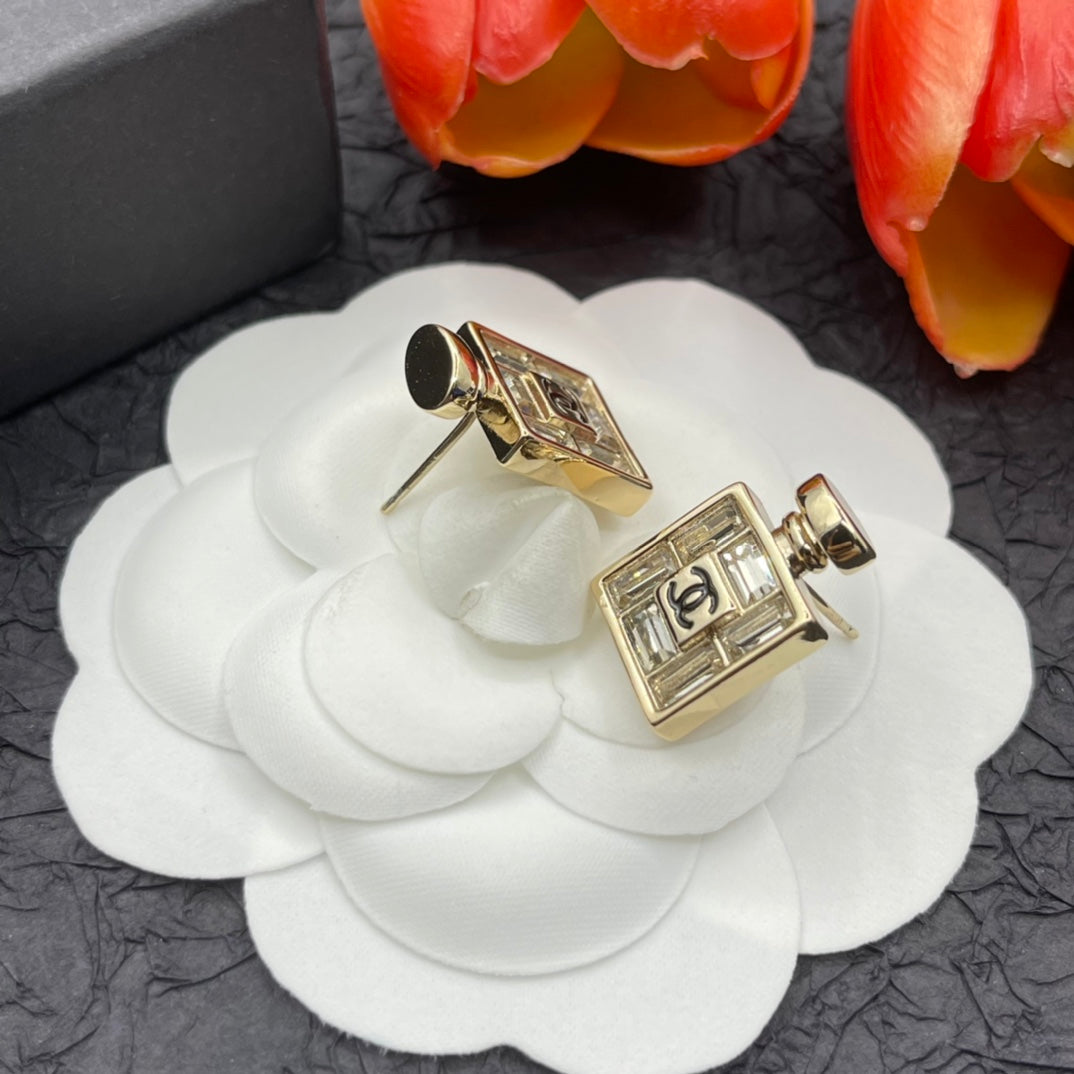 Chanel style earrings - product photo 4
