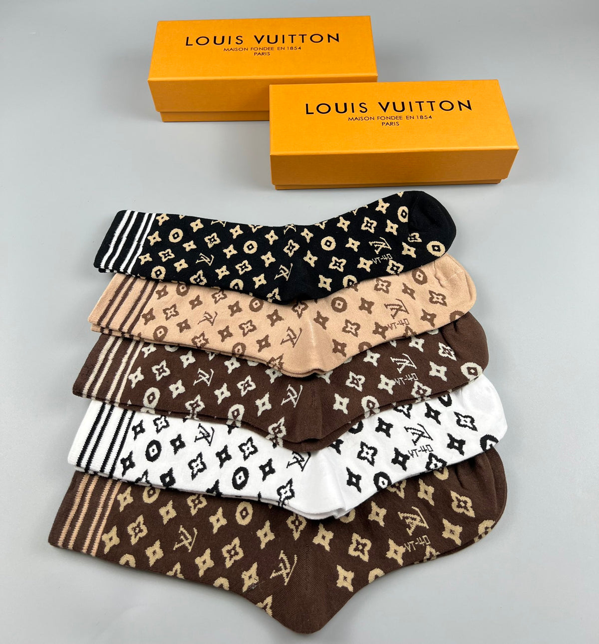 Louis Vuitton Earthy Black White Repeated Flowers Crew Socks, image 7