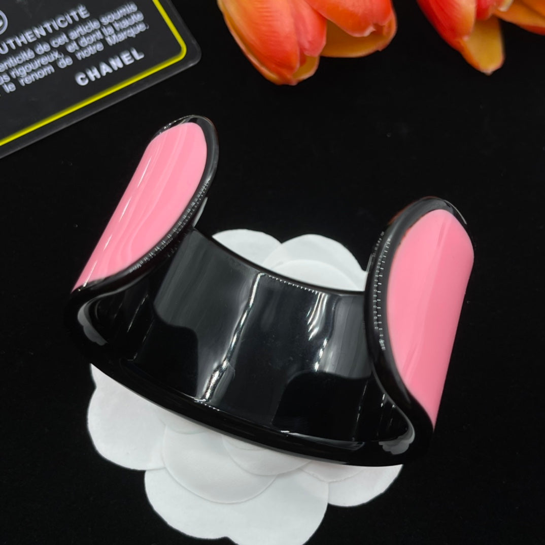 Chanel style bracelets - product photo 5