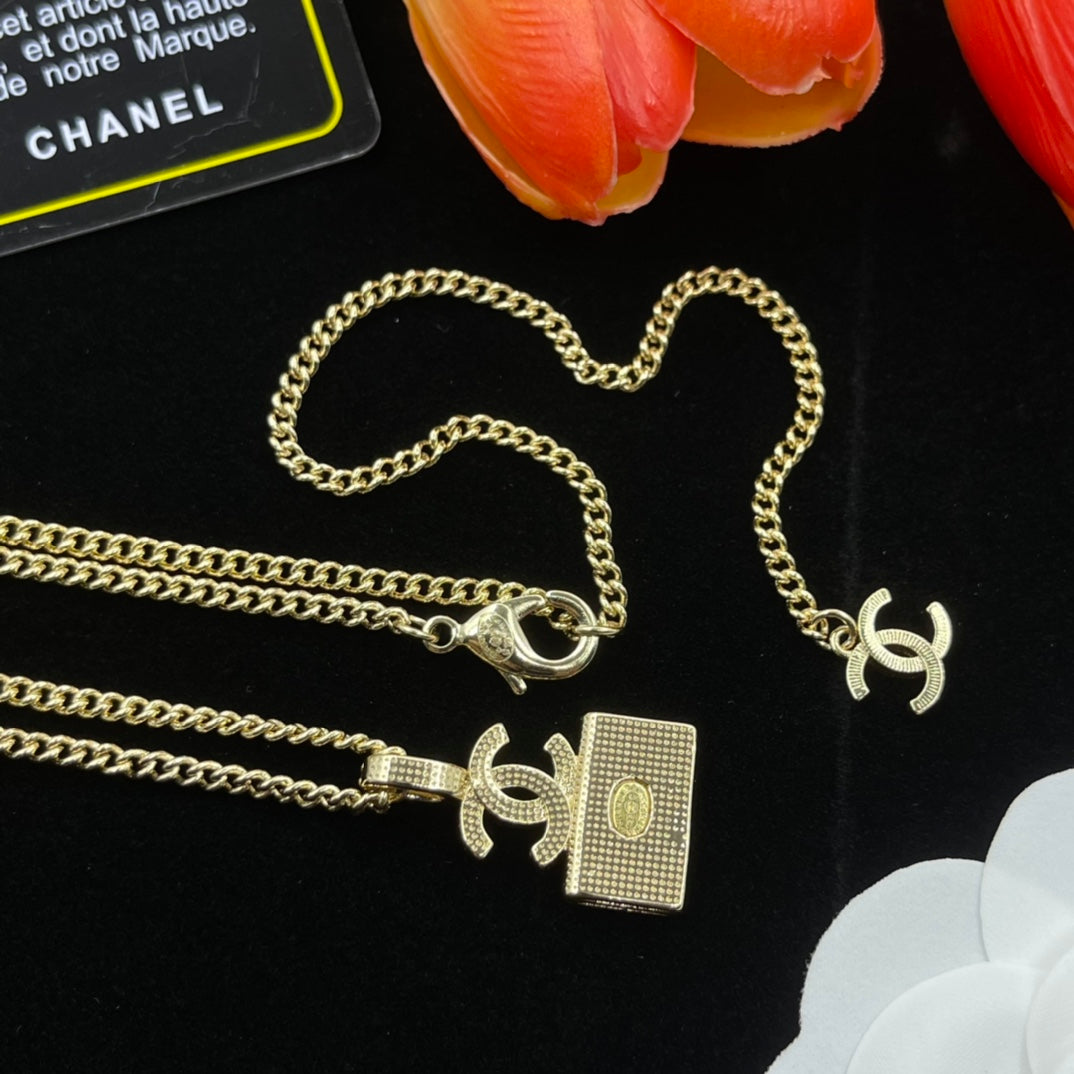 Chanel style necklaces - product photo 6