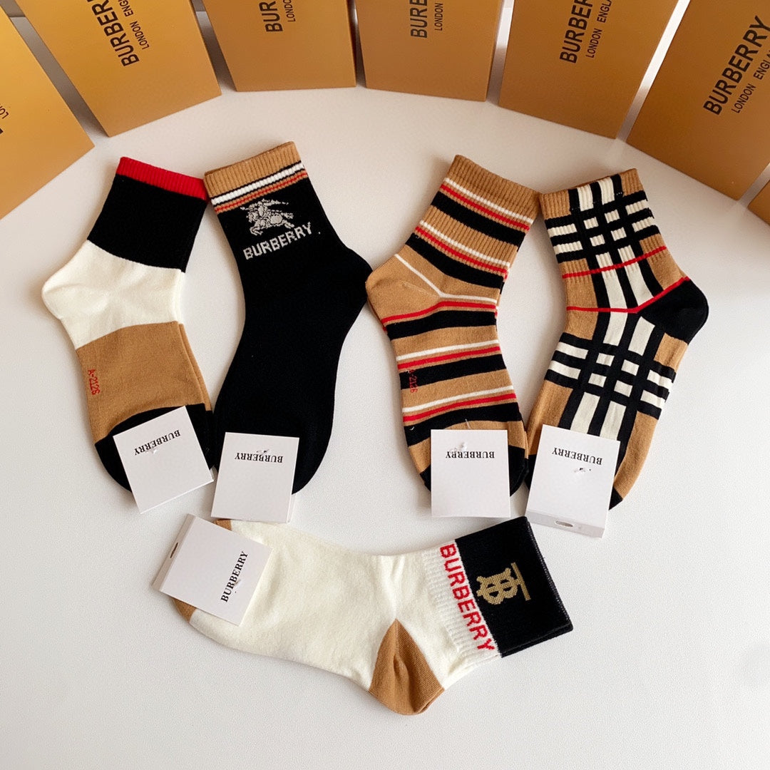 Burberry Earthy Black White Check Cuff Mix Crew Socks, image 8