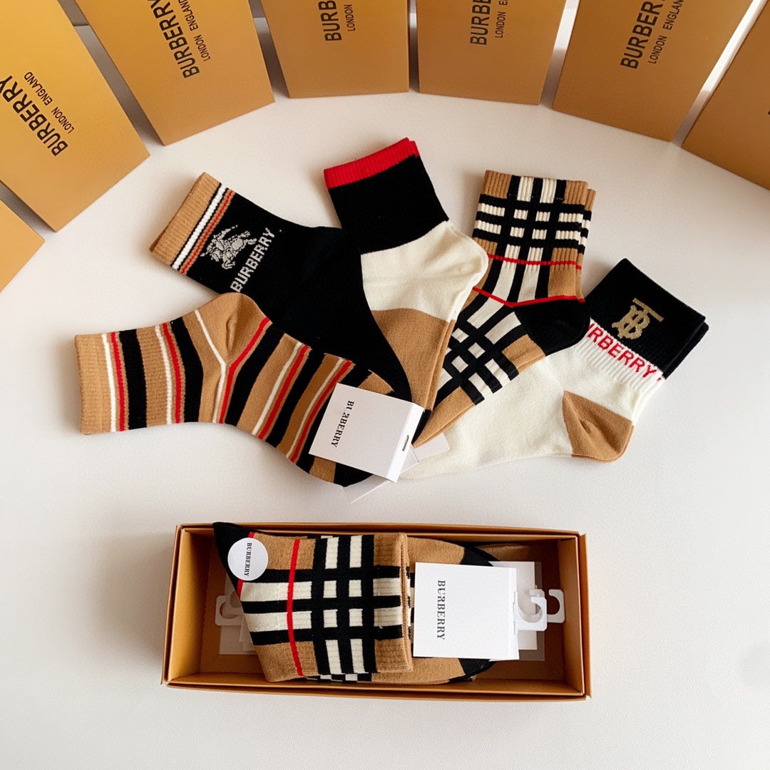 Burberry Earthy Black White Check Cuff Mix Crew Socks, image 6