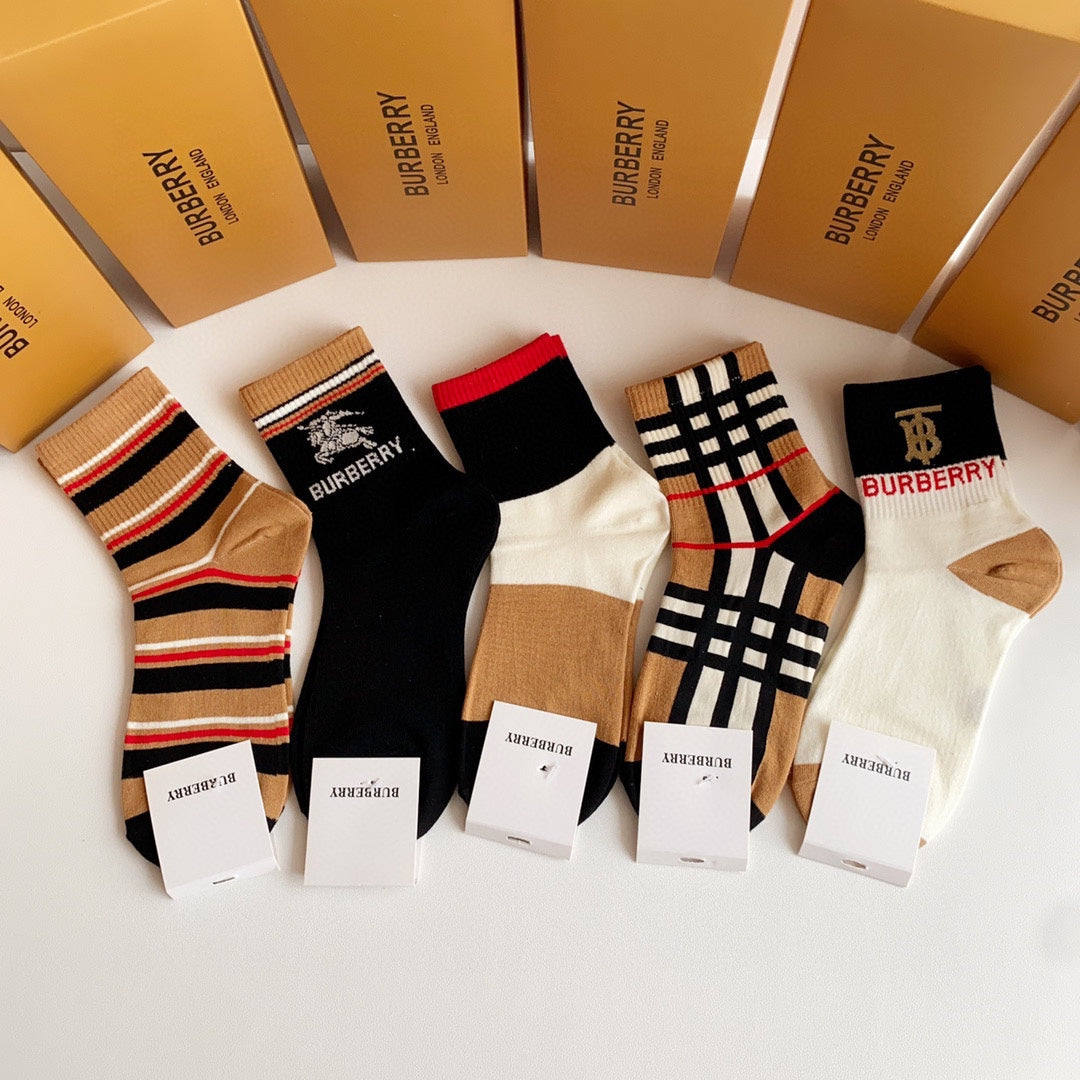 Burberry Earthy Black White Check Cuff Mix Crew Socks, image 1