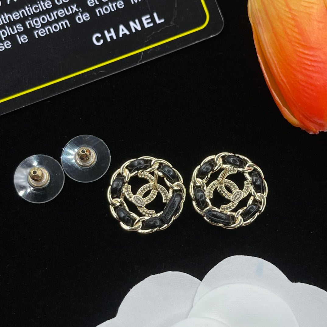 Chanel style earrings - product photo 6