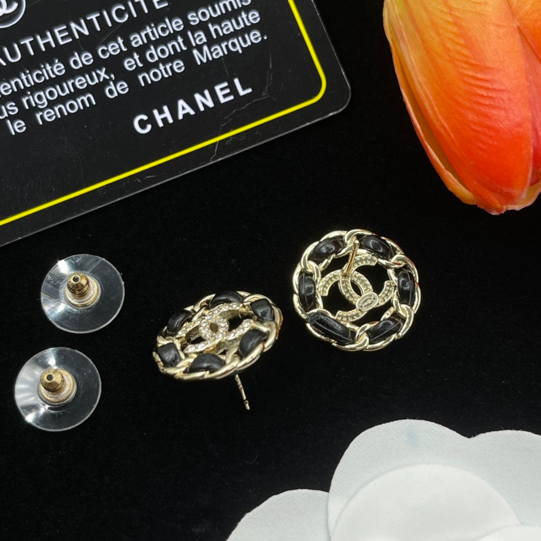 Chanel style earrings - product photo 5