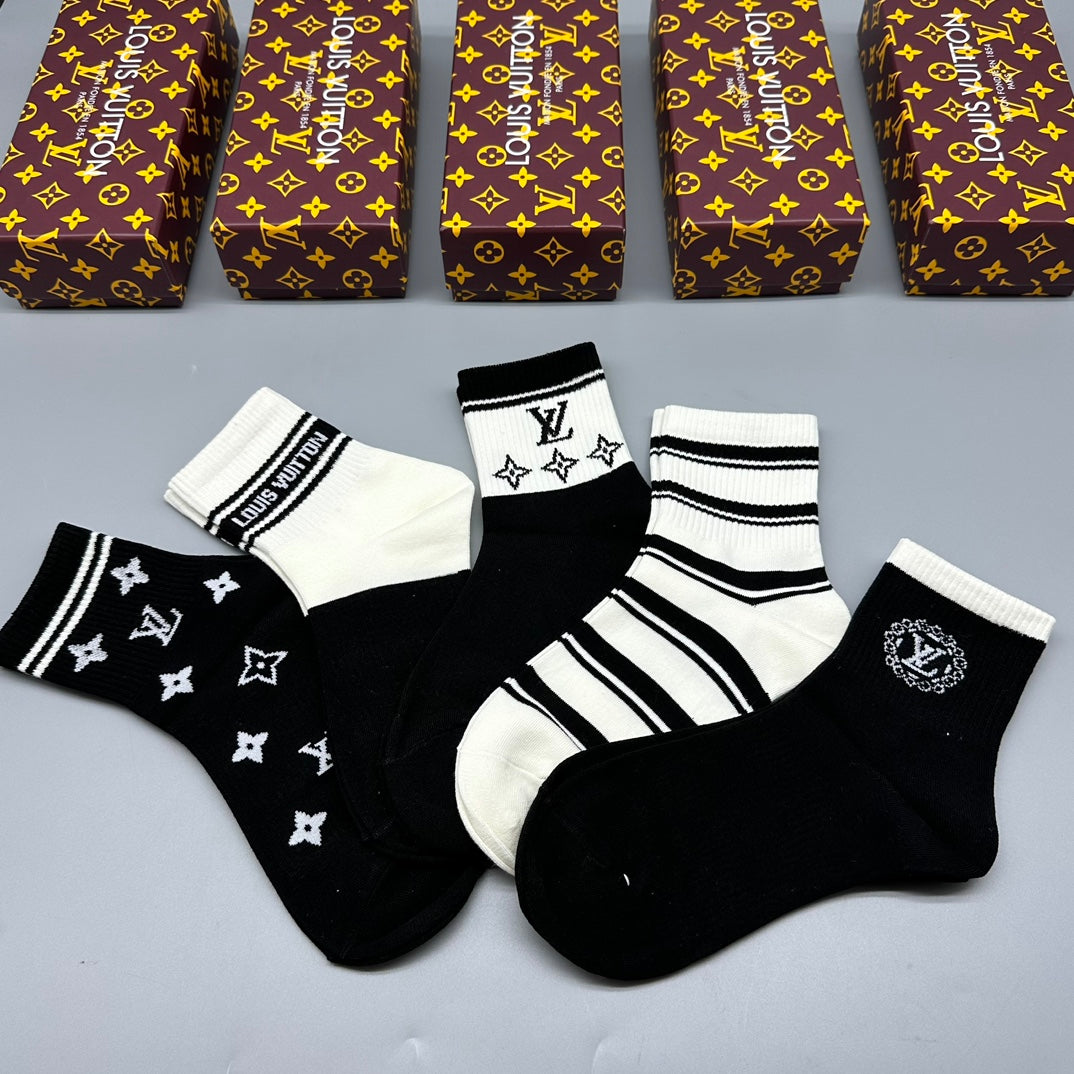 Louis Vuitton Brown Pattern Black White Letter Mix Crew Socks, image 4
