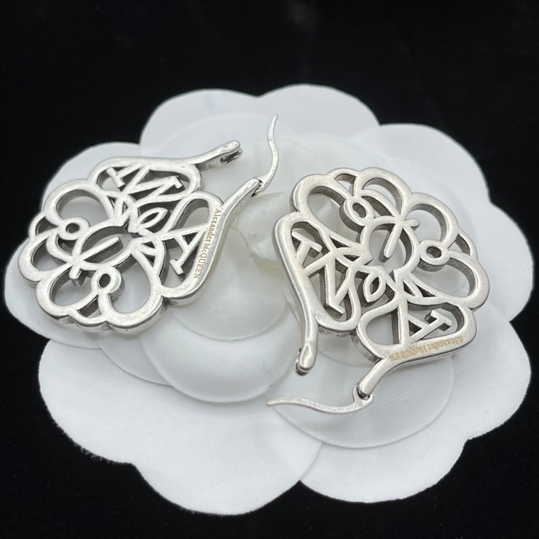 Alexander McQueen Filigree Monogram Stud earrings in Silver Tone, detail view 13