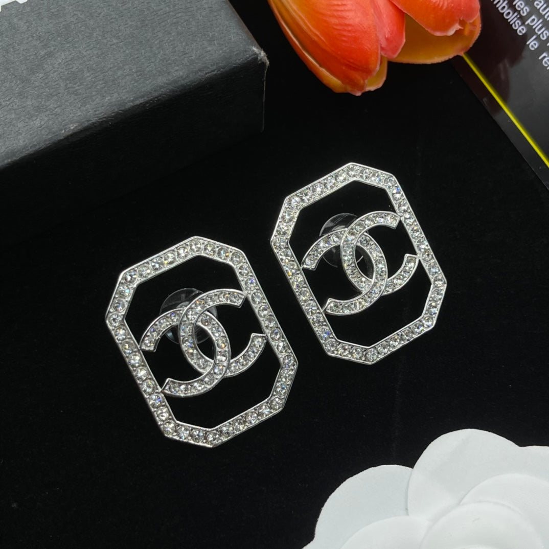 Chanel style earrings - product photo 2