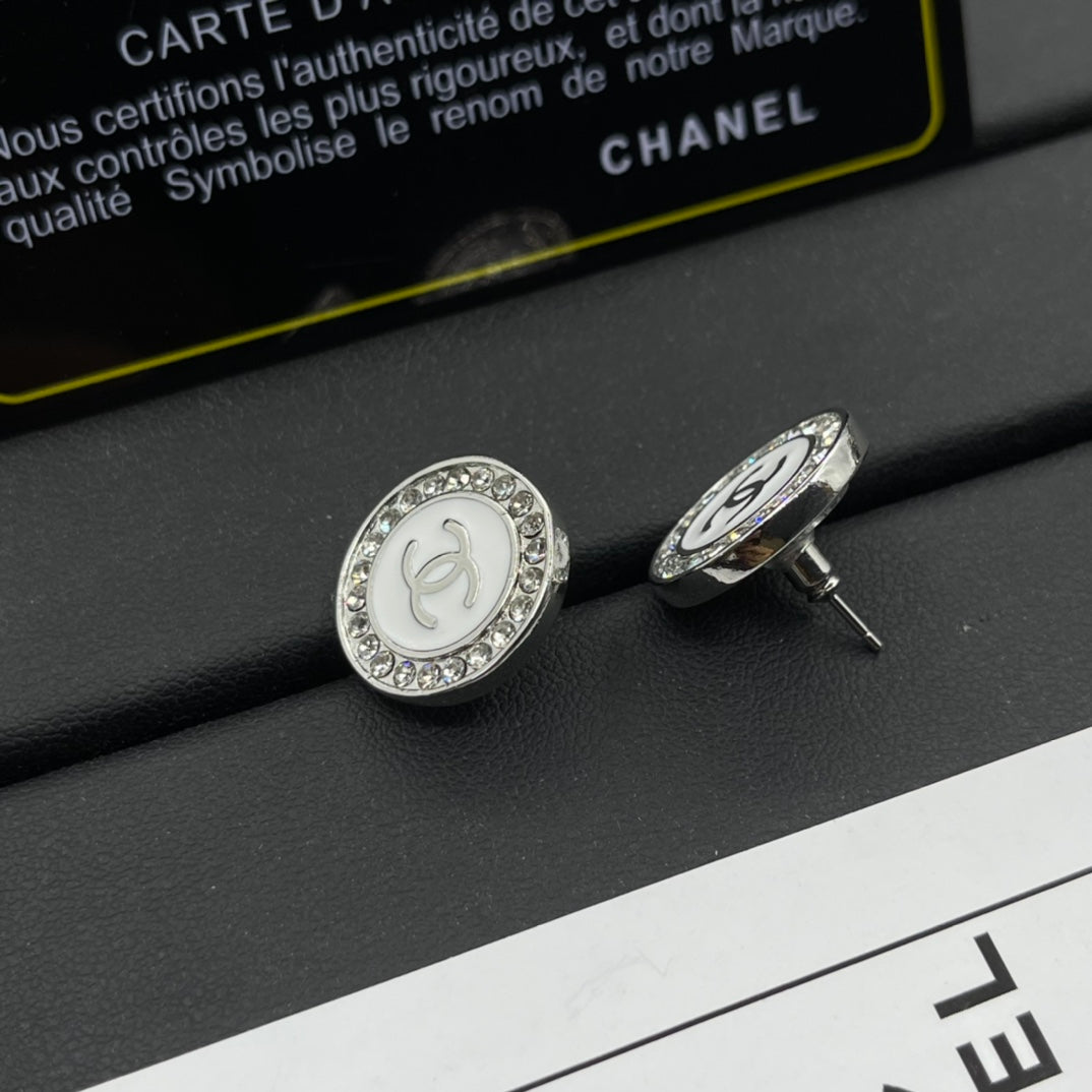 Chanel style earrings - product photo 4