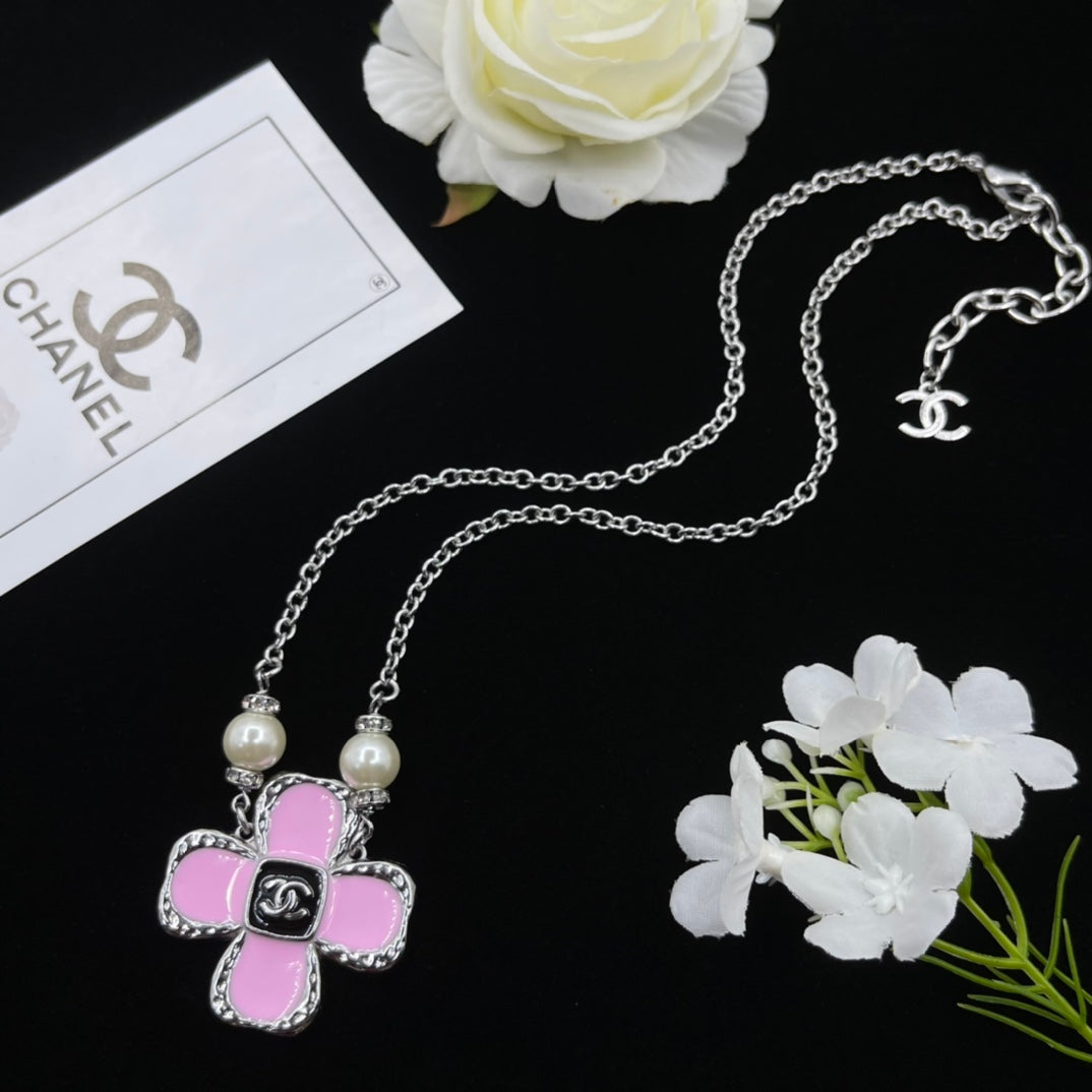 Chanel style necklaces - product photo 2