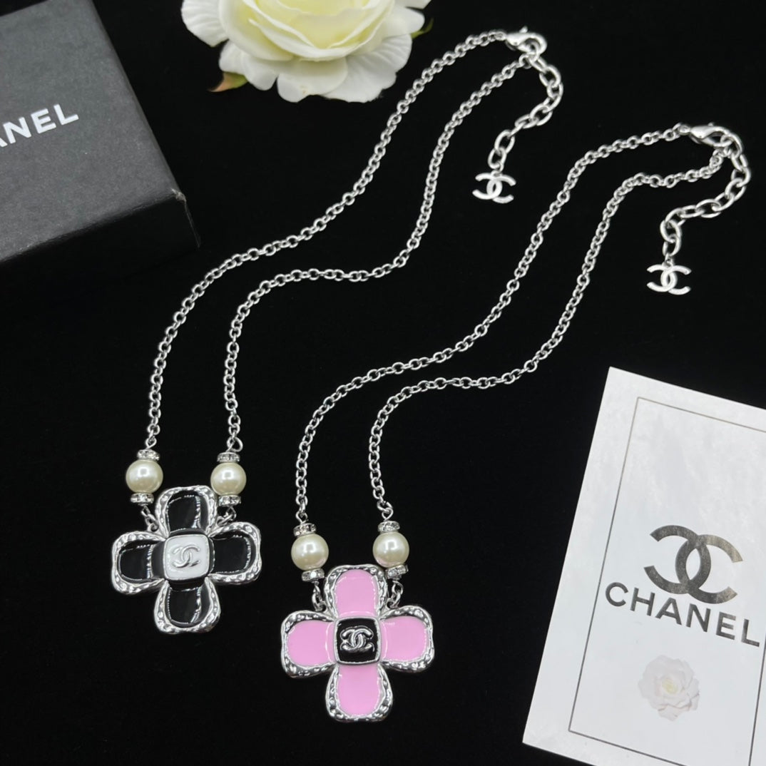 Chanel style necklaces - product photo 7