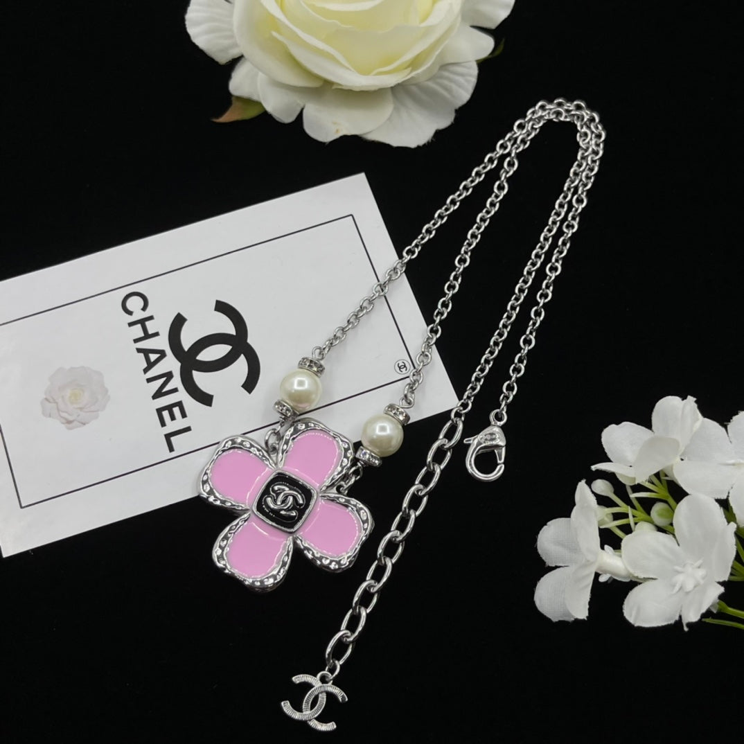 Chanel style necklaces - product photo 3