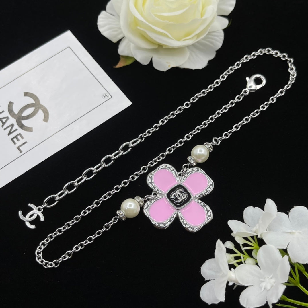 Chanel style necklaces - product photo 5