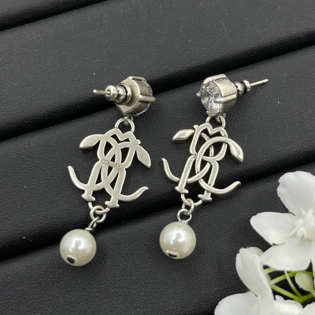 Alexander McQueen Monogram Pearl Drop earrings in Silver Tone, detail view 4