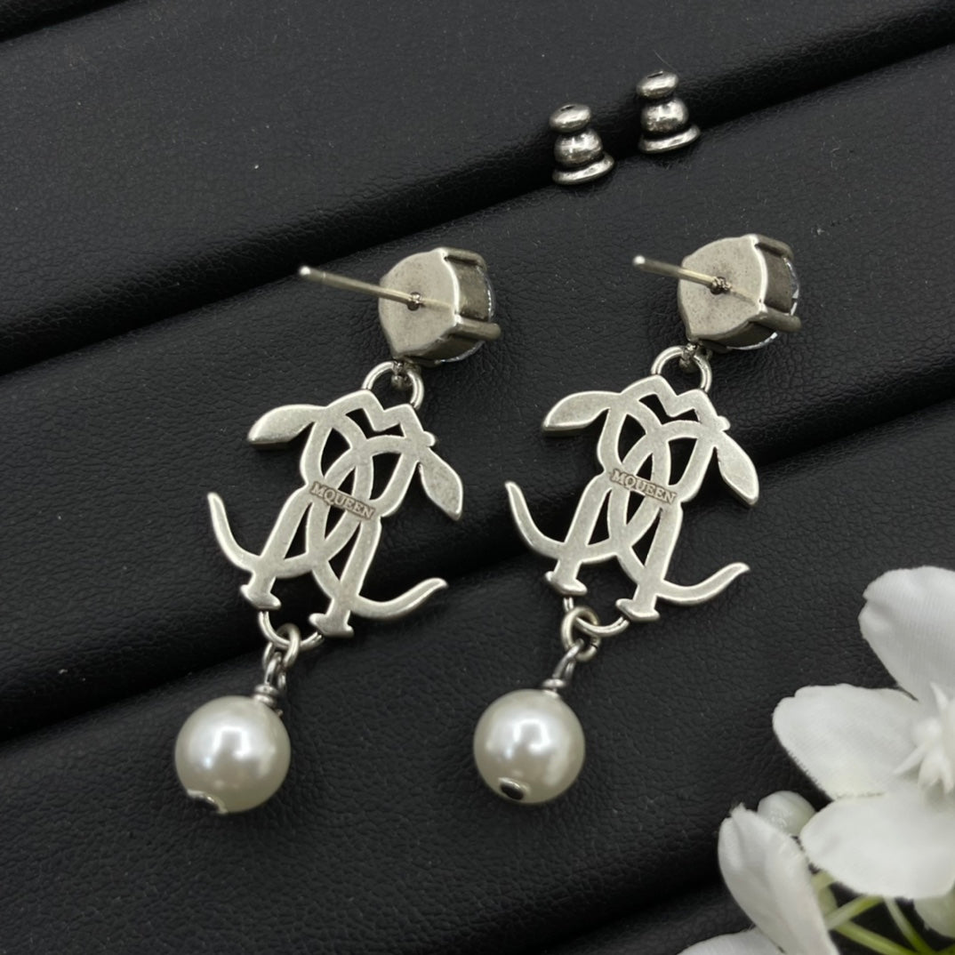 Alexander McQueen Monogram Pearl Drop earrings in Silver Tone, detail view 6