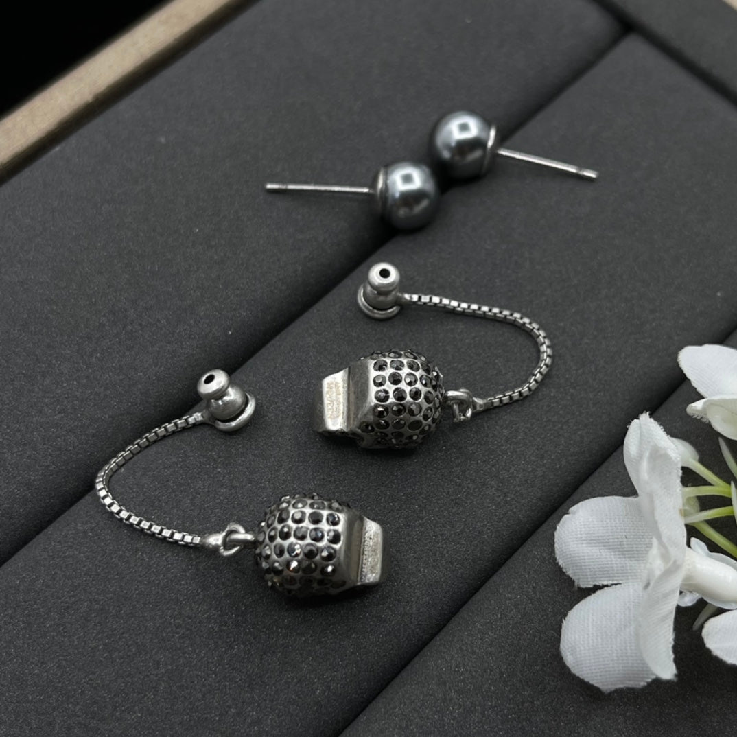 Alexander McQueen Skull Ball Chain Drop earrings in Silver Tone, detail view 6