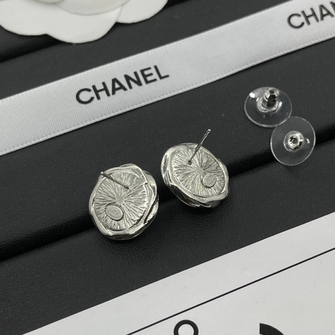 Chanel style earrings - product photo 6